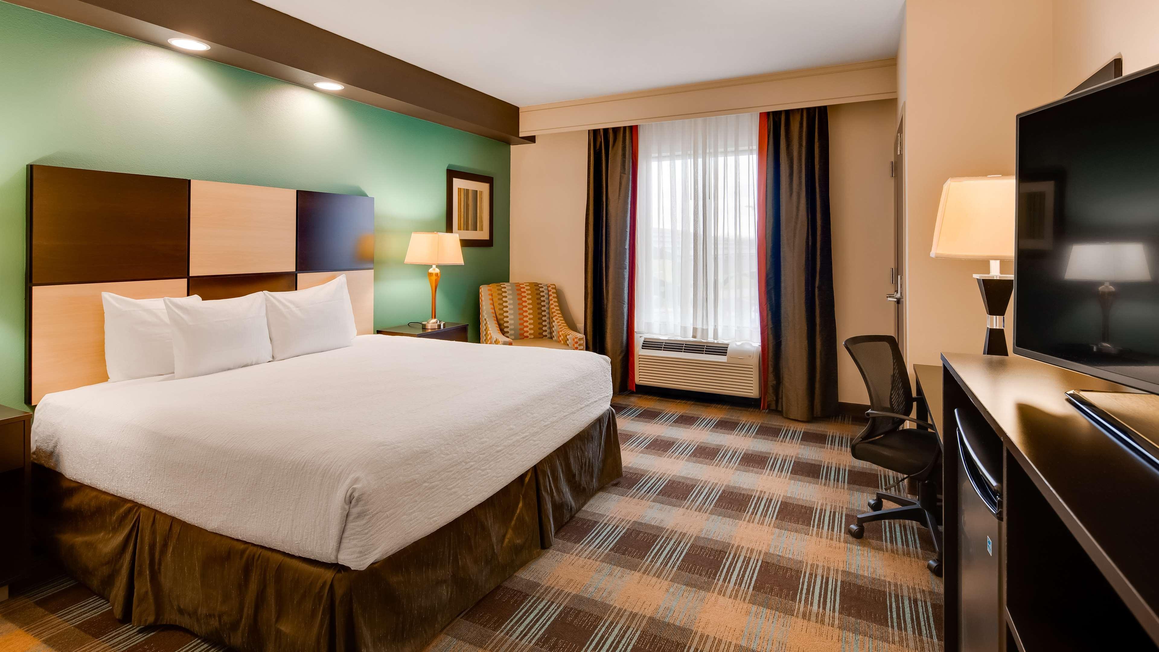 Best Western Plus Atrium Inn & Suites Κλάρκσβιλ Εξωτερικό φωτογραφία