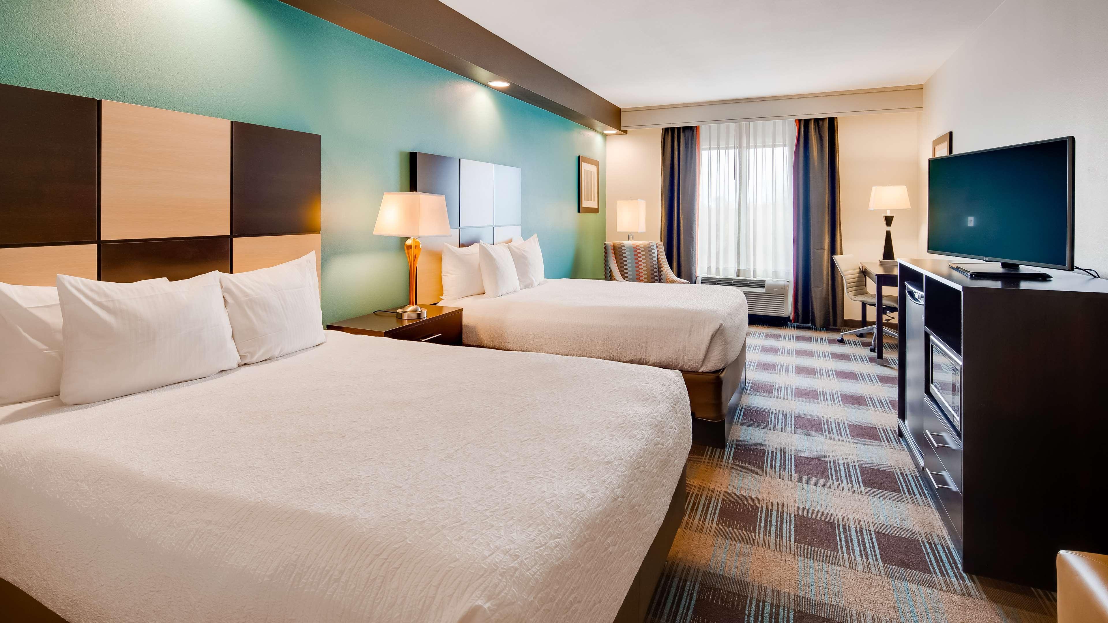 Best Western Plus Atrium Inn & Suites Κλάρκσβιλ Εξωτερικό φωτογραφία