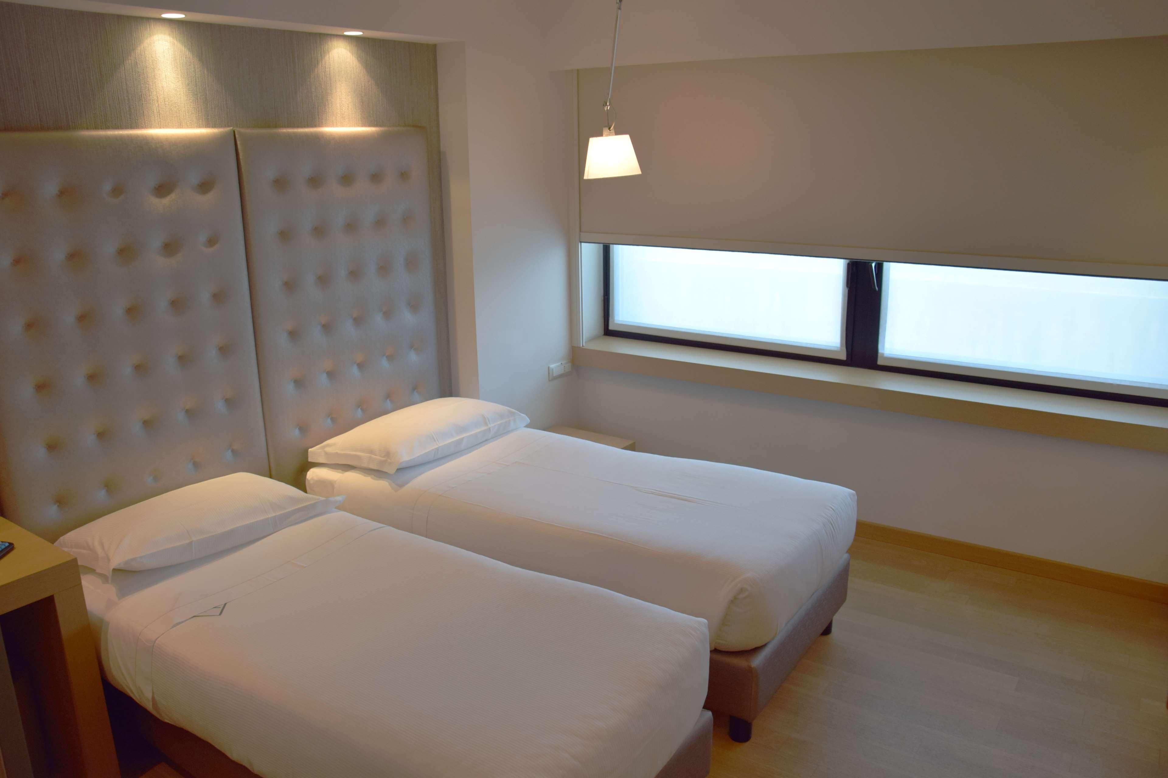 Best Western Plus Atrium Inn & Suites Κλάρκσβιλ Εξωτερικό φωτογραφία