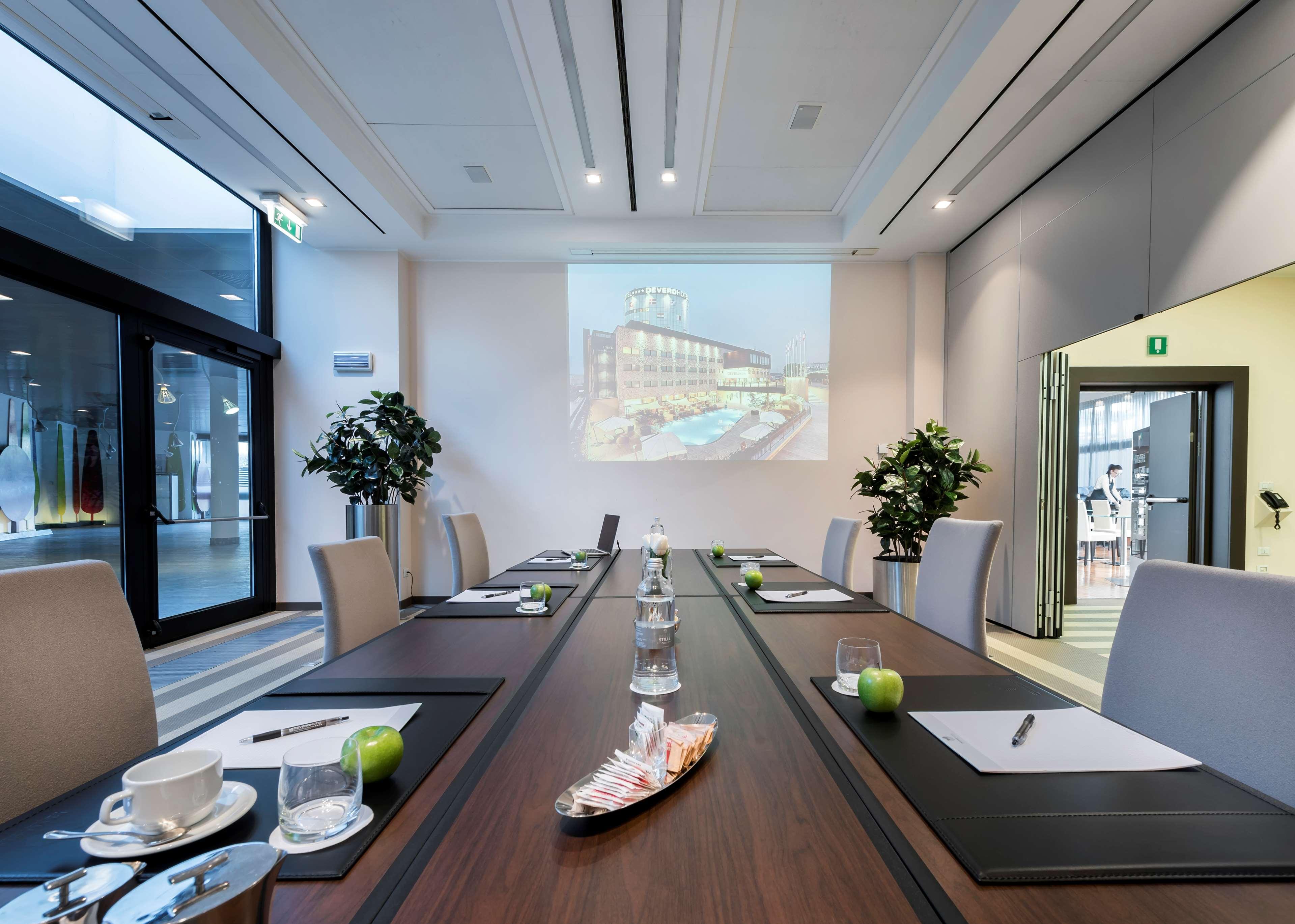 Best Western Plus Atrium Inn & Suites Κλάρκσβιλ Εξωτερικό φωτογραφία